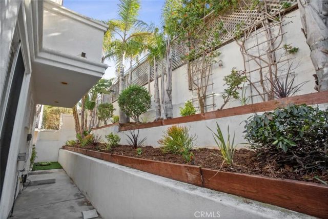 2012 Mathews C, Redondo Beach, CA 90278