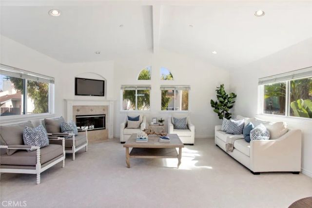 2012 Mathews C, Redondo Beach, CA 90278