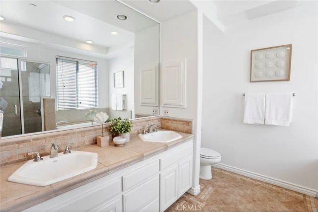 2012 Mathews C, Redondo Beach, CA 90278