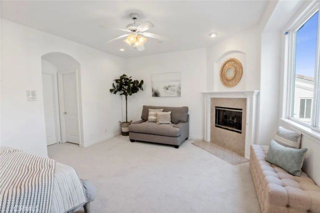 2012 Mathews C, Redondo Beach, CA 90278