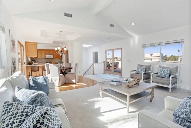 2012 Mathews C, Redondo Beach, CA 90278