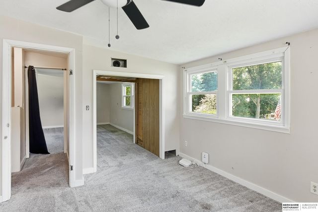 807 N 49th Street, Omaha, NE 68132