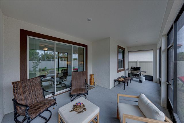 17418 HOLLY WELL AVENUE, Wimauma, FL 33598