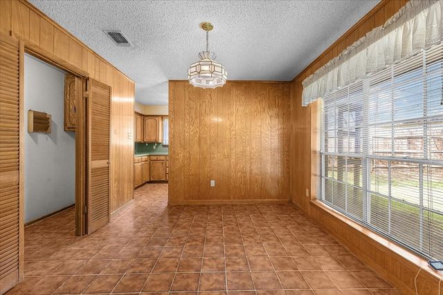 1707 Princeton Drive, Arlington, TX 76015