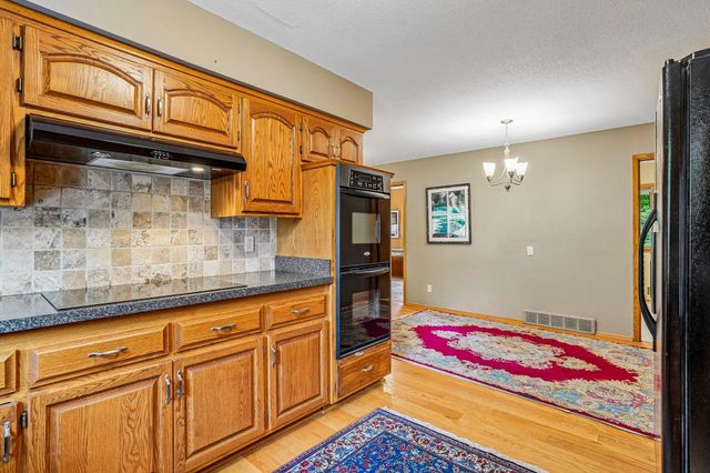 1525 Saint Croix Circle, Golden Valley, MN 55422