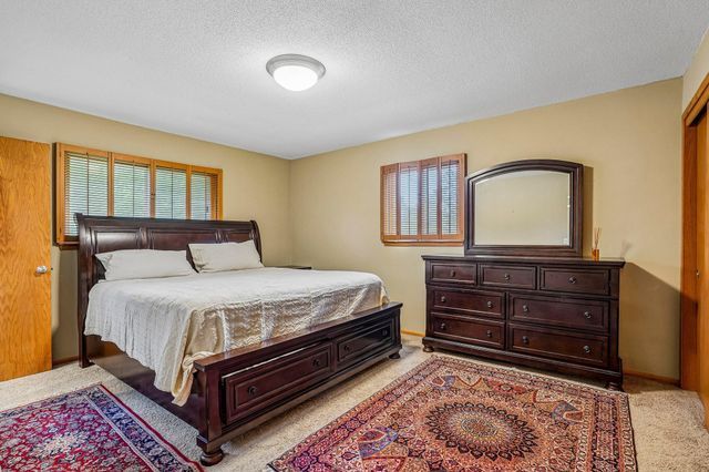 1525 Saint Croix Circle, Golden Valley, MN 55422