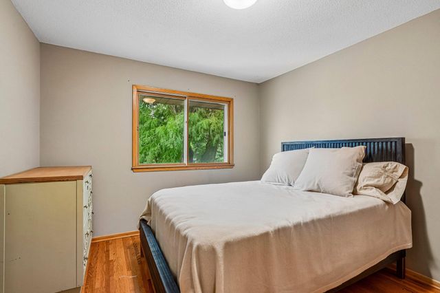 1525 Saint Croix Circle, Golden Valley, MN 55422