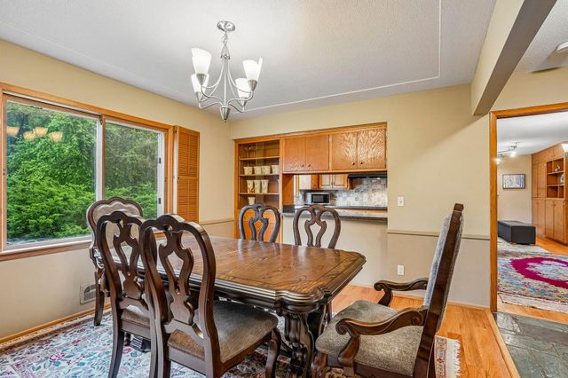 1525 Saint Croix Circle, Golden Valley, MN 55422
