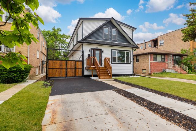 806 S 19th Avenue, Maywood, IL 60153