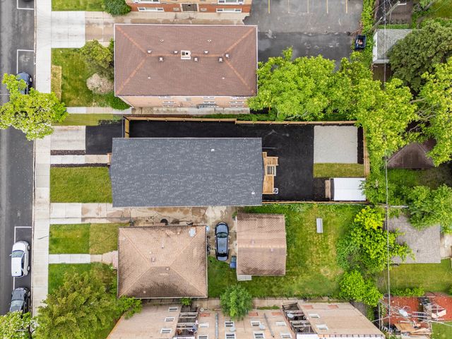 806 S 19th Avenue, Maywood, IL 60153