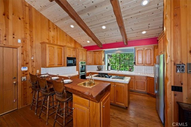 27487 Matterhorn, Lake Arrowhead, CA 92352