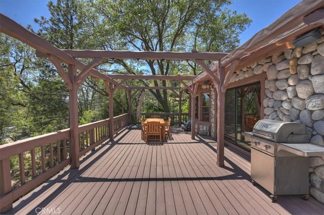 27487 Matterhorn, Lake Arrowhead, CA 92352