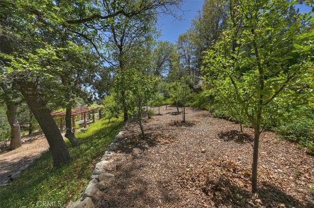 27487 Matterhorn, Lake Arrowhead, CA 92352