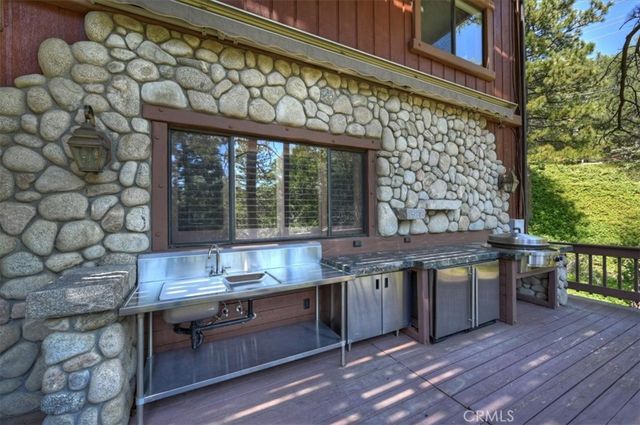 27487 Matterhorn, Lake Arrowhead, CA 92352