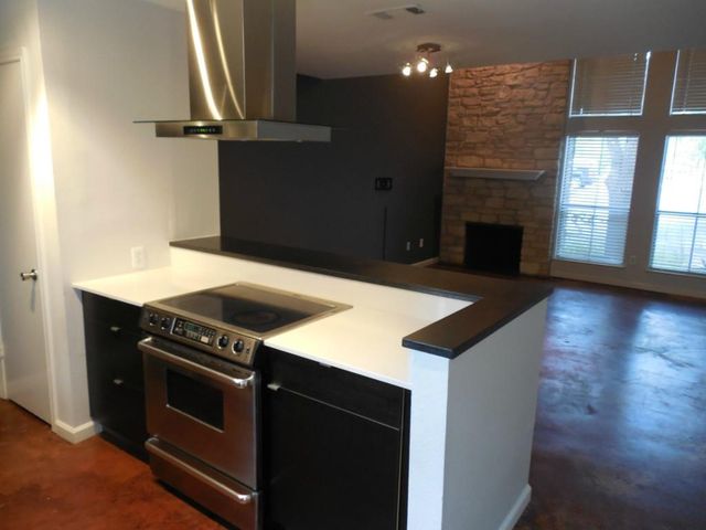 6703 Old Quarry LN, Austin, TX 78731