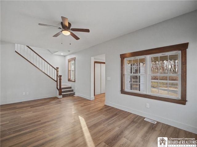 11824 Old Main Road, Hanover, NY 14136