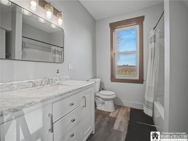 11824 Old Main Road, Hanover, NY 14136