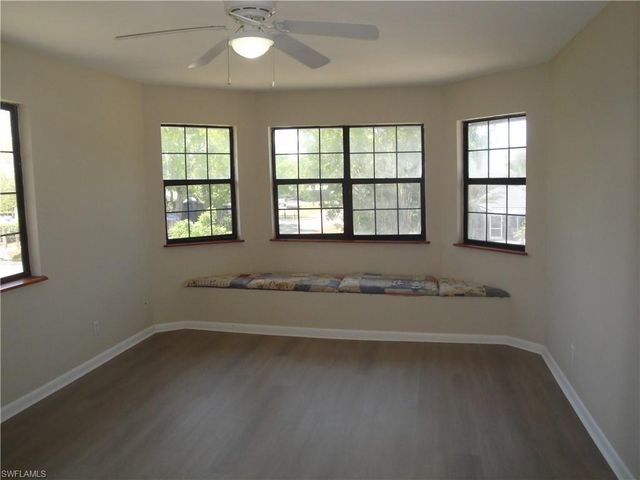 279 Hubbard AVE, North Fort Myers, FL 33917