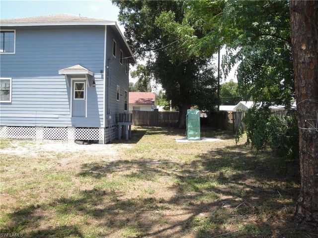 279 Hubbard AVE, North Fort Myers, FL 33917