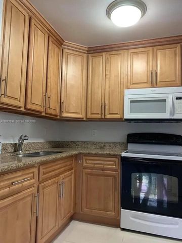 4289 NW 5th Street, Miami, FL 33126