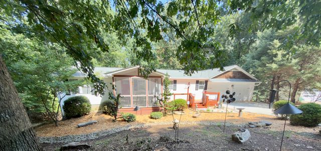 206 Bass Ridge Drive, Blairsville, GA 30512