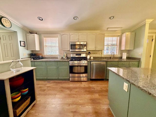 206 Bass Ridge Drive, Blairsville, GA 30512