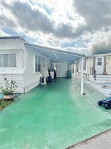 8564 SW 15th Court, Davie, FL 33324