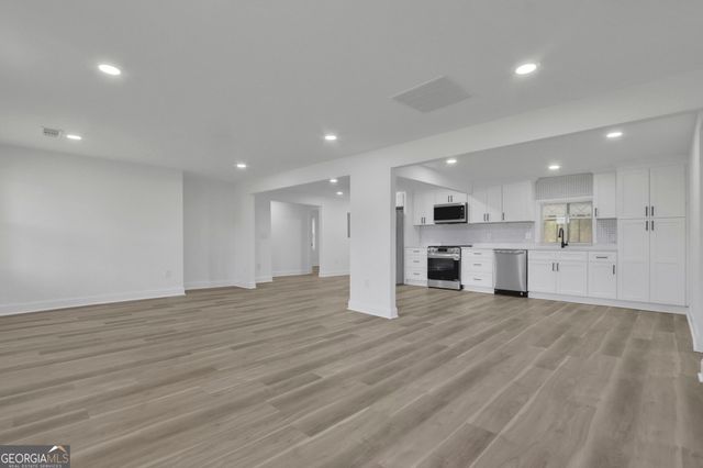 123 Cowan Road, Covington, GA 30016