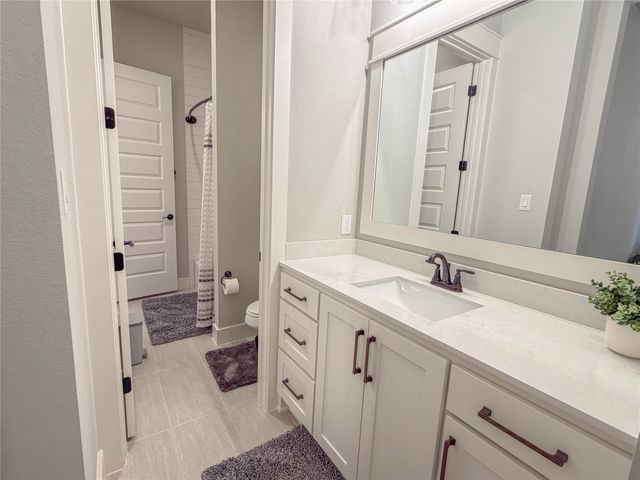 230 Low Bird Lane, Waxahachie, TX 75167