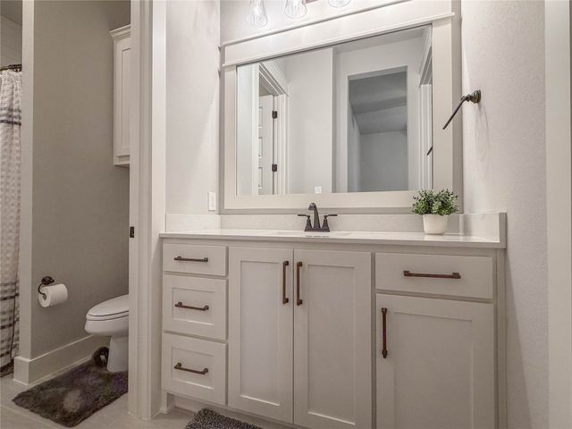 230 Low Bird Lane, Waxahachie, TX 75167