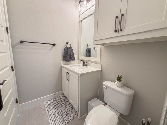 230 Low Bird Lane, Waxahachie, TX 75167