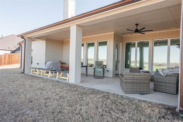 230 Low Bird Lane, Waxahachie, TX 75167