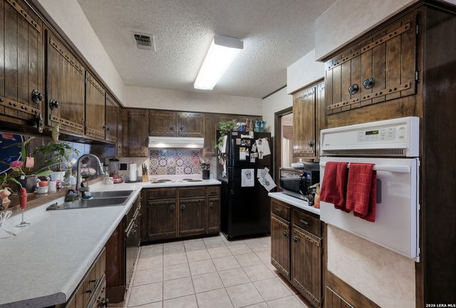 9314 Ranchero, San Antonio, TX 78240