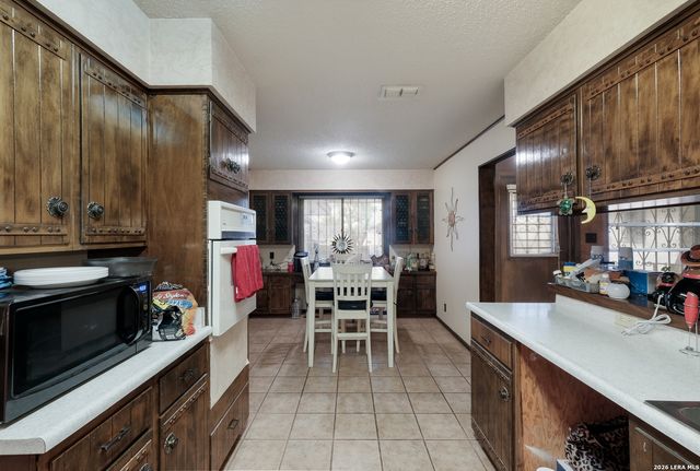 9314 Ranchero, San Antonio, TX 78240