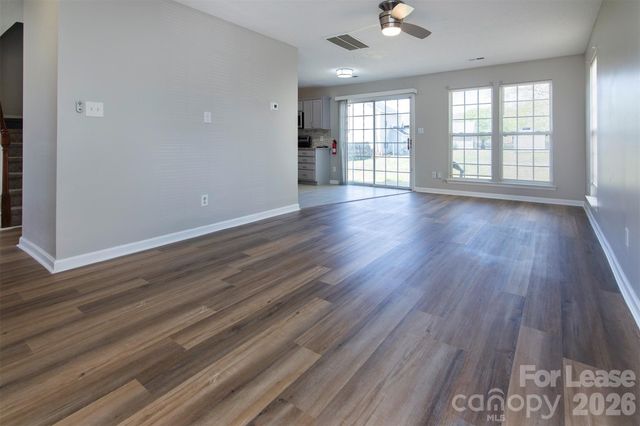 9811 Sweet Plum Drive, Charlotte, NC 28215