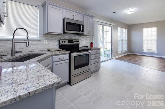 9811 Sweet Plum Drive, Charlotte, NC 28215