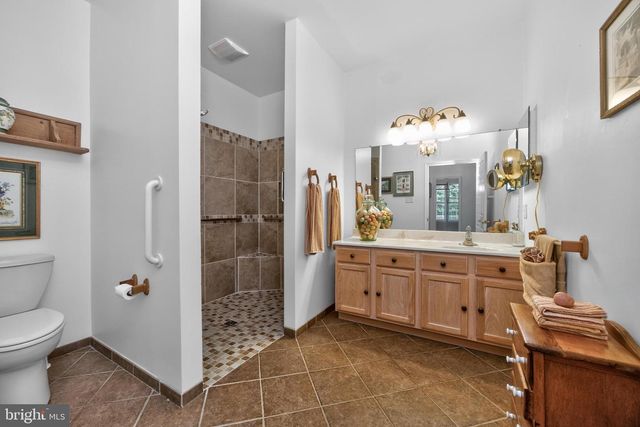 174 LATTICE LN, Collegeville, PA 19426