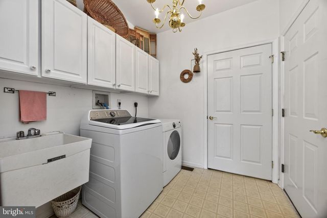 174 LATTICE LN, Collegeville, PA 19426