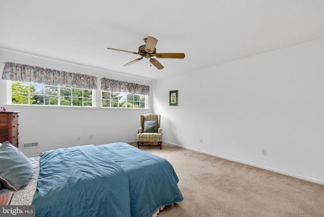 174 LATTICE LN, Collegeville, PA 19426