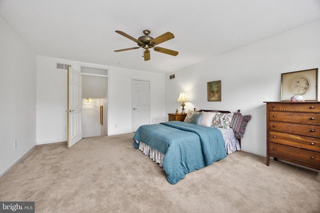 174 LATTICE LN, Collegeville, PA 19426