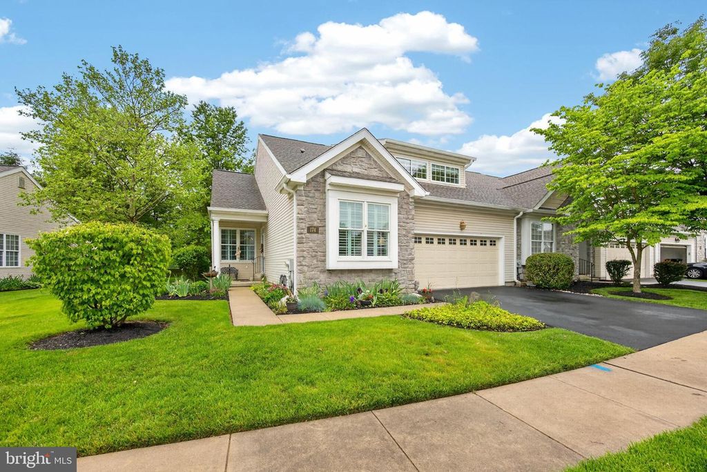 174 LATTICE LN, Collegeville, PA 19426