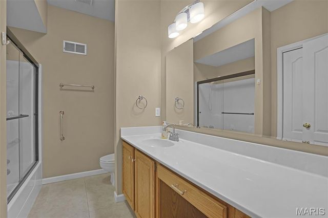 910 Cherry Lane, Washington, MO 63090