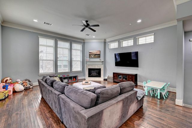 1621 W 23rd Street B, Houston, TX 77008