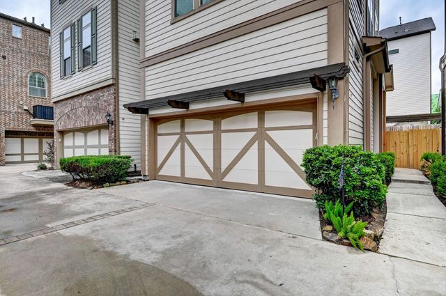 1621 W 23rd Street B, Houston, TX 77008