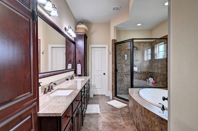 1621 W 23rd Street B, Houston, TX 77008