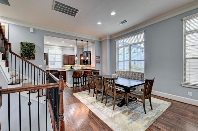 1621 W 23rd Street B, Houston, TX 77008