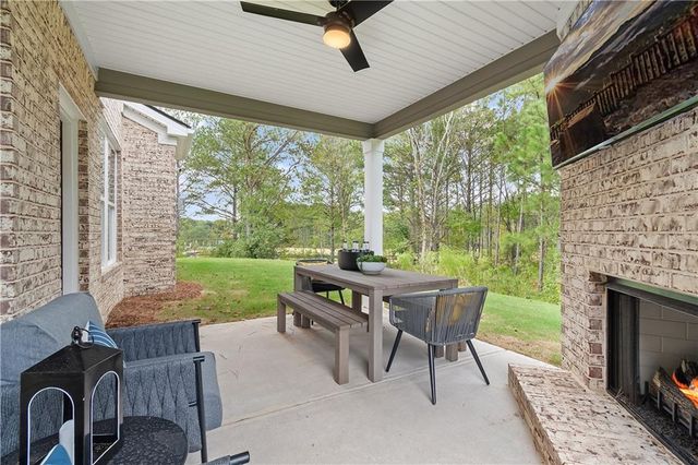 151 Dohrn Drive, Loganville, GA 30052
