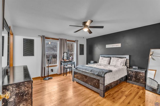 630 NW Shorey PL, Topeka, KS 66608