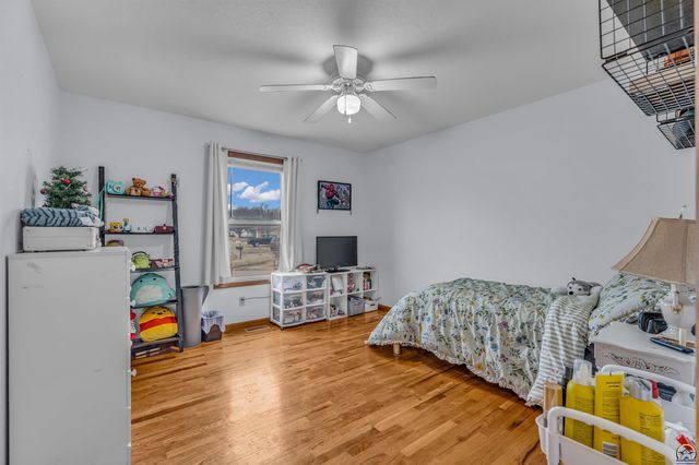 630 NW Shorey PL, Topeka, KS 66608