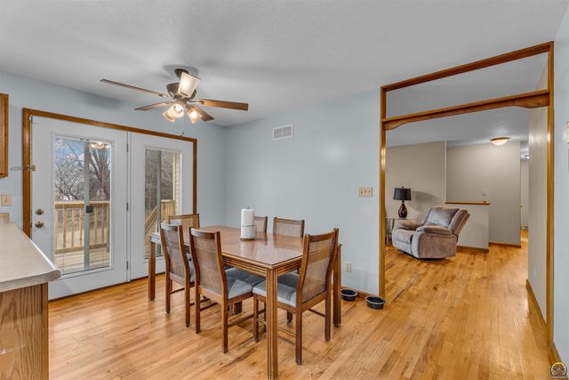 630 NW Shorey PL, Topeka, KS 66608